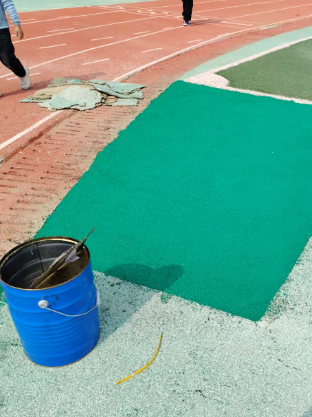 五原球场翻新修补改造专项服务介绍